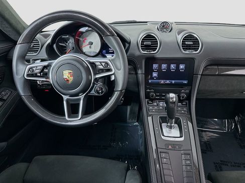 Certified 2024 Porsche 718 Cayman GTS RWD image 22