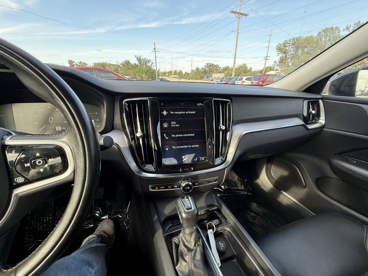 Used 2019 Volvo S60 T5 Momentum w/ Premium Package FWD image 23