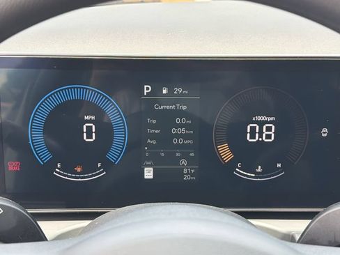 New 2026 Hyundai Tucson SEL FWD image 27