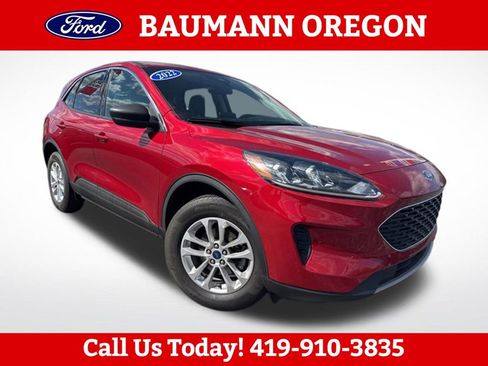 Used 2022 Ford Escape SE w/ Convenience Package AWD/4WD image 1