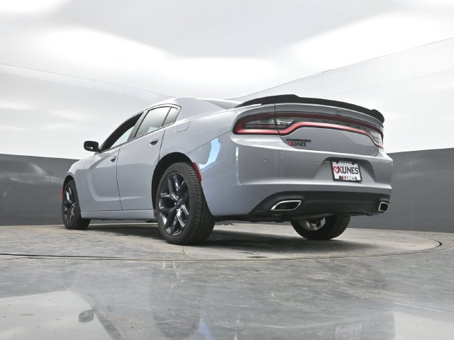 Used 2022 Dodge Charger SXT w/ Driver Convenience Group RWD image 47
