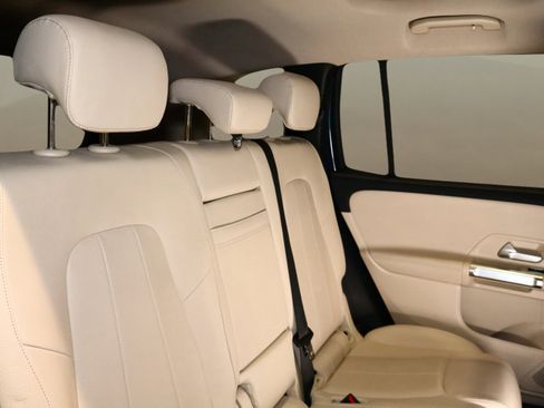 Used 2022 Mercedes-Benz GLB 250 image 18