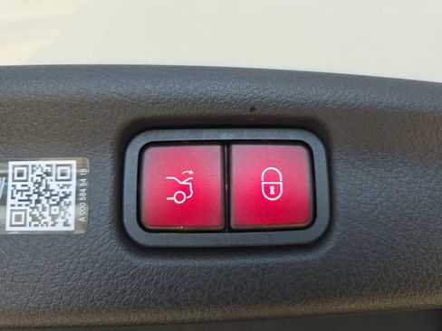 New 2026 Mercedes-Benz C 300 C 300 image 14