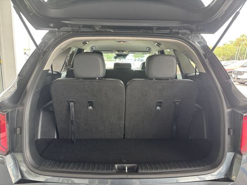 Used 2024 Kia Sorento S FWD image 34