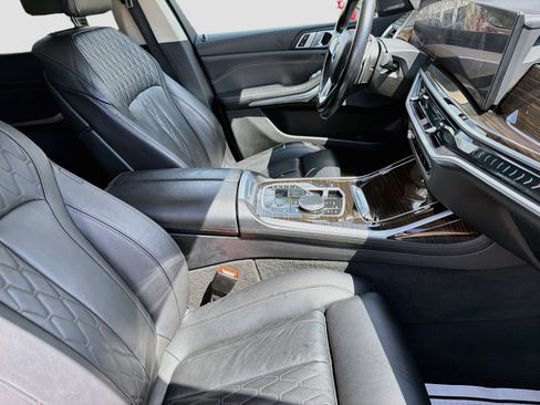 Used 2023 BMW X7 xDrive40i AWD/4WD image 15