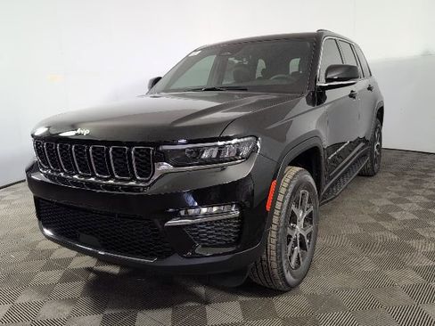New 2025 Jeep Grand Cherokee Limited w/ Trailer Tow Package AWD/4WD image 1