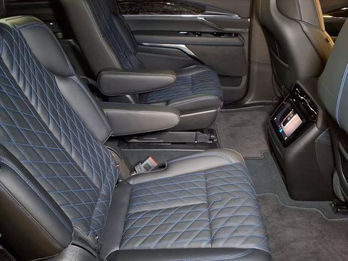 Used 2026 Cadillac Escalade IQ Sport 1 image 18