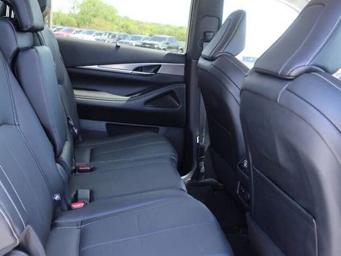 Used 2024 INFINITI QX60 Luxe AWD/4WD image 16