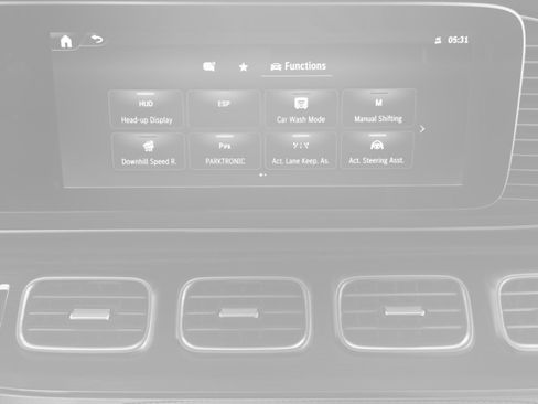 Used 2024 Mercedes-Benz GLE 450e 4MATIC w/ AMG Line Exterior image 29