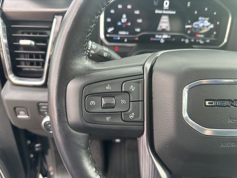 Used 2024 GMC Sierra 2500 Denali Ultimate image 9