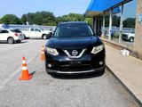 Used 2015 Nissan Rogue SV w/ SV Premium Package image 2
