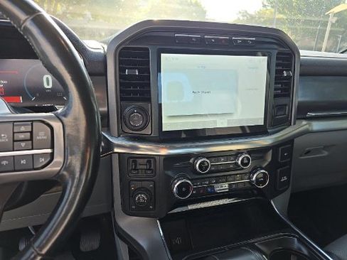 Used 2022 Ford F150 Lariat w/ Equipment Group 502A High AWD/4WD image 14