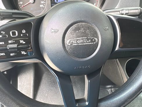 Used 2021 Freightliner Sprinter 2500 RWD image 14