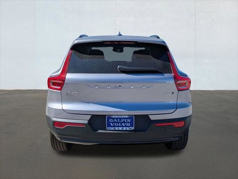 New 2026 Volvo XC40 B5 Ultra w/ Climate Package image 5