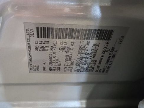 Used 2024 Nissan Rogue SV FWD image 25