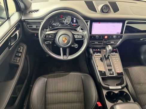 Used 2023 Porsche Macan Turbo AWD/4WD image 11