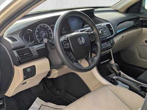 Used 2016 Honda Accord LX image 8