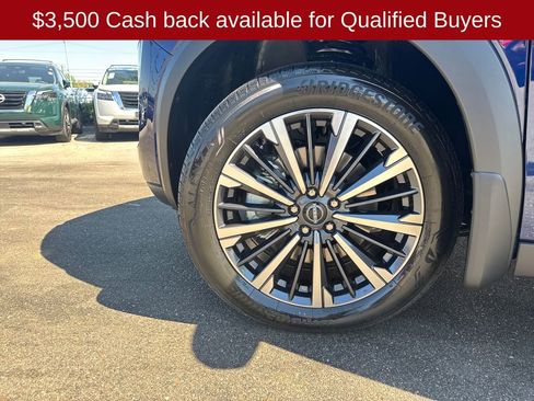 New 2026 Nissan Pathfinder Platinum AWD/4WD image 29