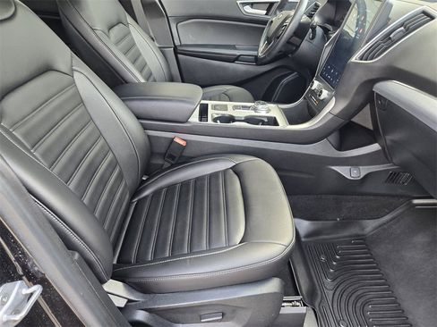 Used 2022 Ford Edge SEL w/ Convenience Package image 12