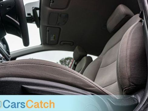 Used 2020 Hyundai Elantra SEL image 21