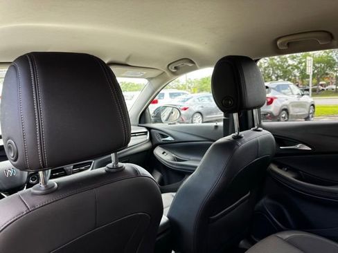 Used 2025 Buick Encore GX Preferred image 20