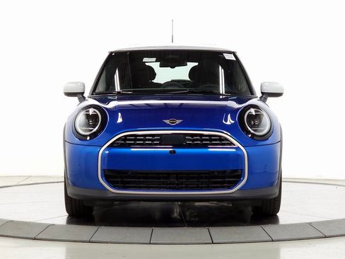 New 2025 MINI Cooper 2-Door Hardtop image 2