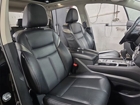 Used 2024 Nissan Murano SL image 10