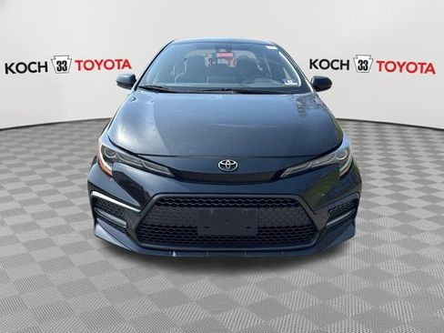 Used 2020 Toyota Corolla SE image 2