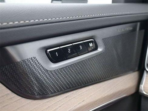 New 2026 Volvo XC90 T8 Plus image 30