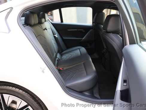Used 2025 BMW 530i RWD image 31