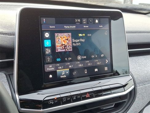 Certified 2022 Jeep Compass Latitude image 14