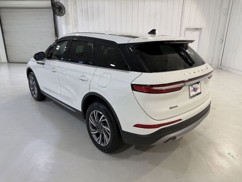 Used 2023 Lincoln Corsair FWD image 25