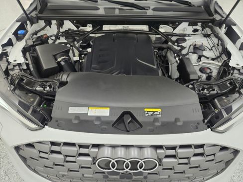 Used 2025 Audi Q5 Premium w/ Convenience Package AWD/4WD image 17