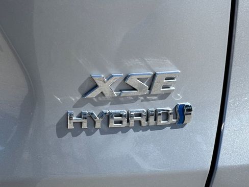 Used 2019 Toyota RAV4 XSE image 26