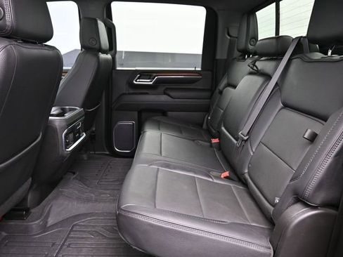 Certified 2024 GMC Sierra 2500 Denali w/ Denali Reserve Package image 11