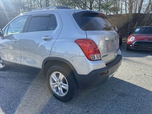 Used 2016 Chevrolet Trax LT AWD/4WD image 8