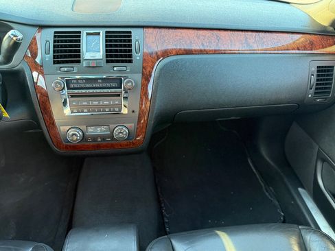 Used 2007 Cadillac DTS FWD image 12