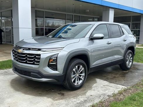 New 2025 Chevrolet Equinox LT image 1