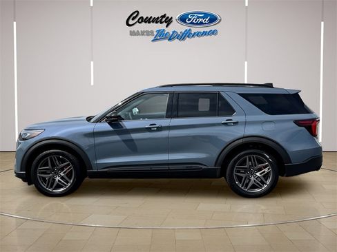 New 2025 Ford Explorer ST w/ Sun And Sound Package image 3