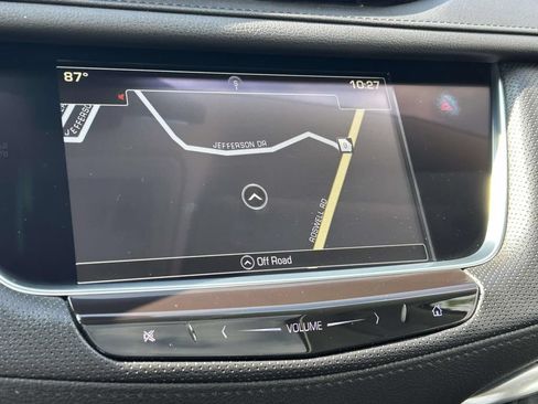 Used 2018 Cadillac XT5 Premium Luxury FWD image 27