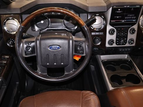 Used 2014 Ford F450 Platinum w/ Platinum Package AWD/4WD image 20