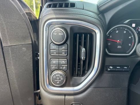 Used 2022 Chevrolet Silverado 3500 High Country w/ Z71 Off-Road Package AWD/4WD image 10