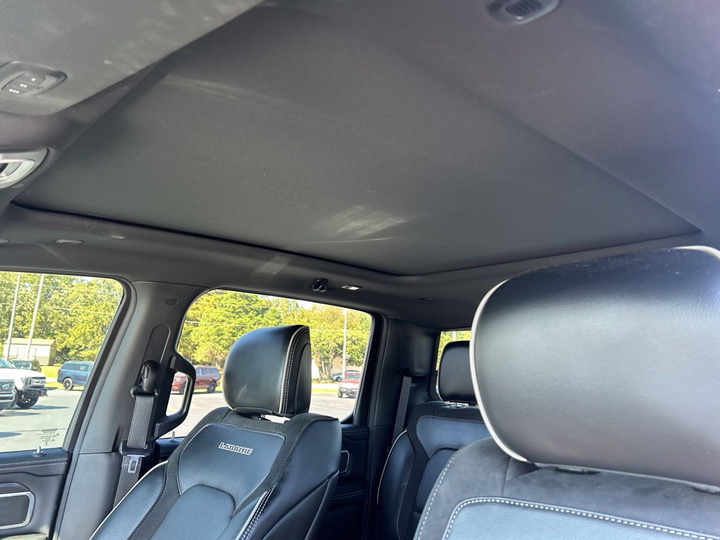 Used 2023 RAM 1500 Laramie AWD/4WD image 12