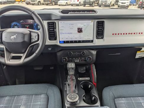 New 2026 Ford Bronco Heritage Edition AWD/4WD image 15