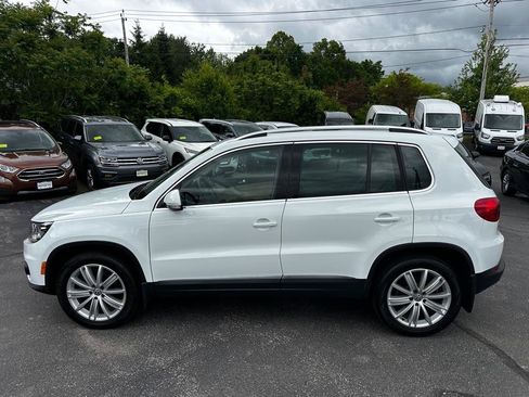 Used 2016 Volkswagen Tiguan SE AWD/4WD image 2