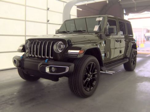 Used 2022 Jeep Wrangler Unlimited Sahara AWD/4WD image 1
