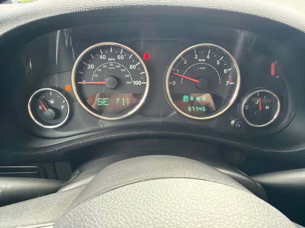 Used 2013 Jeep Wrangler Rubicon w/ PWR Convenience Group AWD/4WD image 14