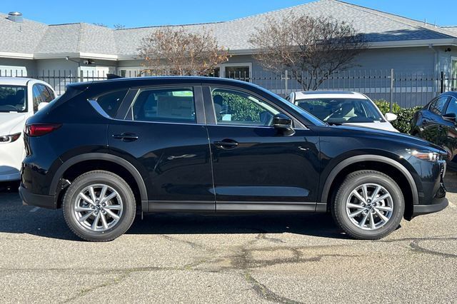 Certified 2025 MAZDA CX-5 AWD 2.5 S image 3
