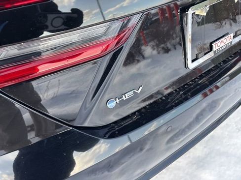 Used 2025 Toyota Camry XSE image 10