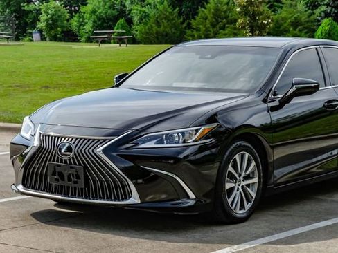 Used 2020 Lexus ES 350 w/ Premium Package FWD image 7